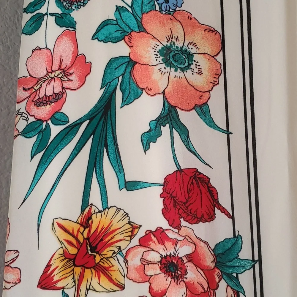Floral Maxi Dress - Picture 2 of 13